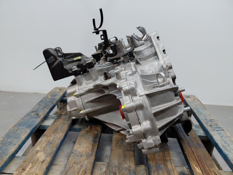 Recambio de caja cambios para hyundai bayon hybrid referencia OEM IAM 430B026195  