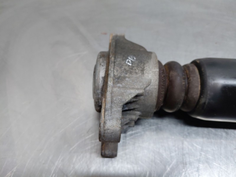 Recambio de amortiguador trasero derecho para bmw serie 3 berlina (g20) sport referencia OEM IAM 33526879301  