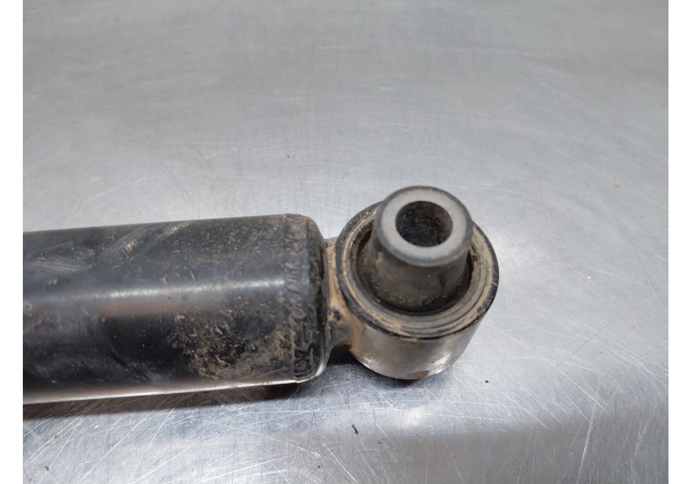 Recambio de amortiguador trasero izquierdo para bmw serie 3 berlina (g20) sport referencia OEM IAM 33526879301  