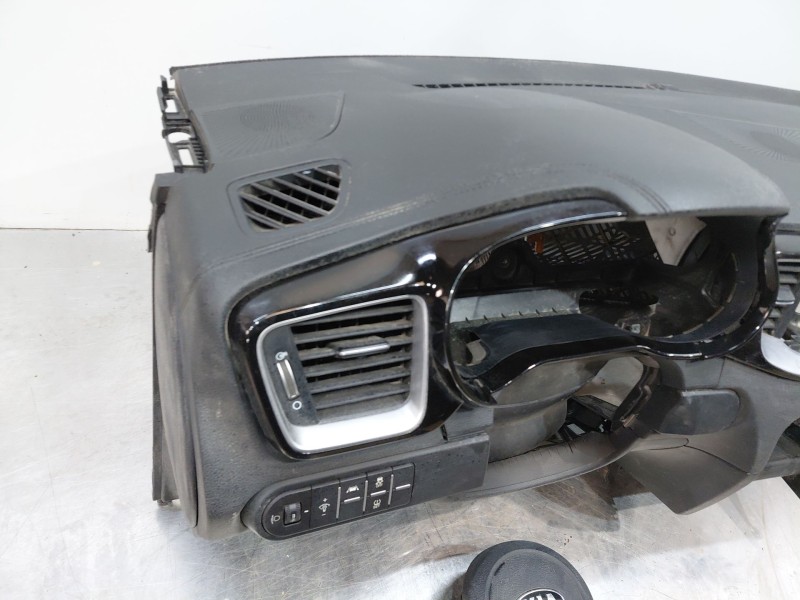 Recambio de kit airbag para kia xceed tech referencia OEM IAM 84710J7AA0WK  