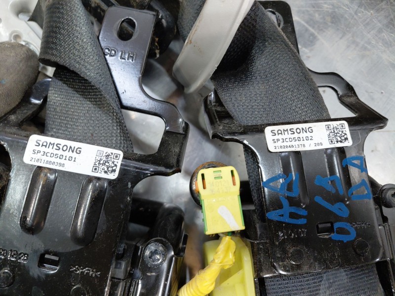 Recambio de kit airbag para kia xceed tech referencia OEM IAM 84710J7AA0WK  