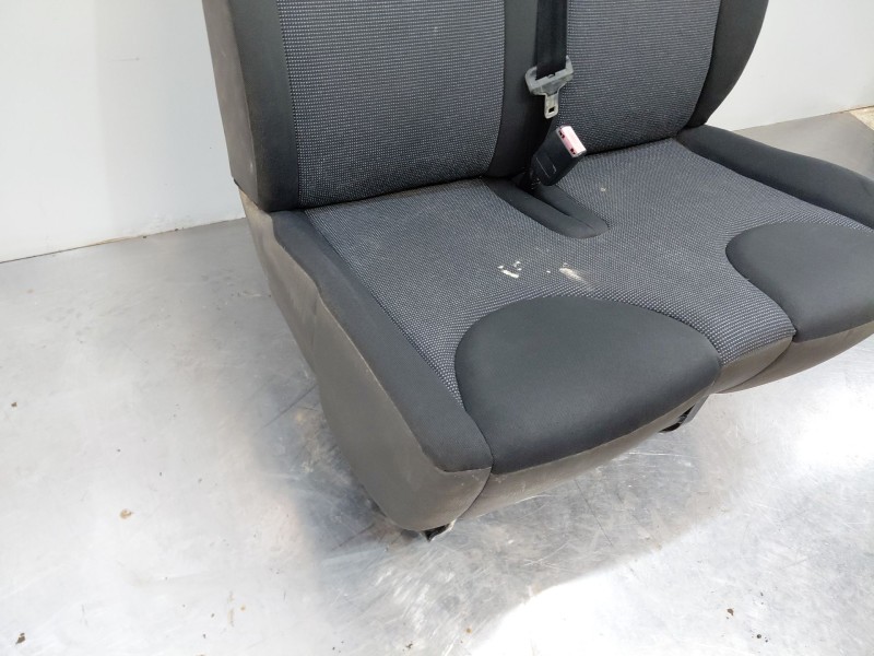 Recambio de asiento delantero derecho para peugeot expert kasten active referencia OEM IAM   