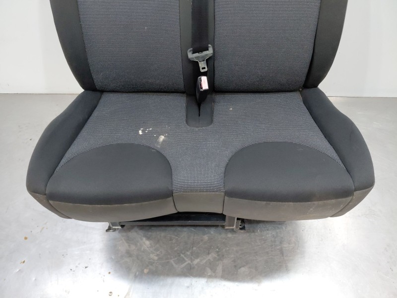 Recambio de asiento delantero derecho para peugeot expert kasten active referencia OEM IAM   