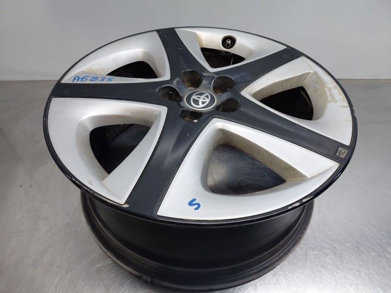 Recambio de llanta para toyota prius (zvw50) hybrid referencia OEM IAM   