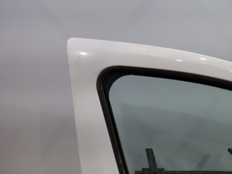Recambio de puerta delantera derecha para peugeot partner kasten active referencia OEM IAM   