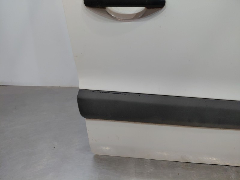 Recambio de puerta delantera derecha para peugeot partner kasten active referencia OEM IAM   