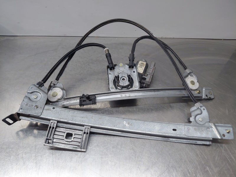 Recambio de elevalunas delantero izquierdo para opel tigra twin top cosmo referencia OEM IAM 93165970  