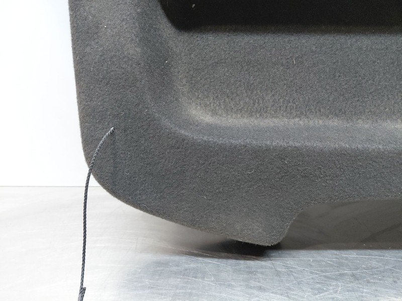 Recambio de bandeja trasera para dacia sandero essence referencia OEM IAM 794205491R  