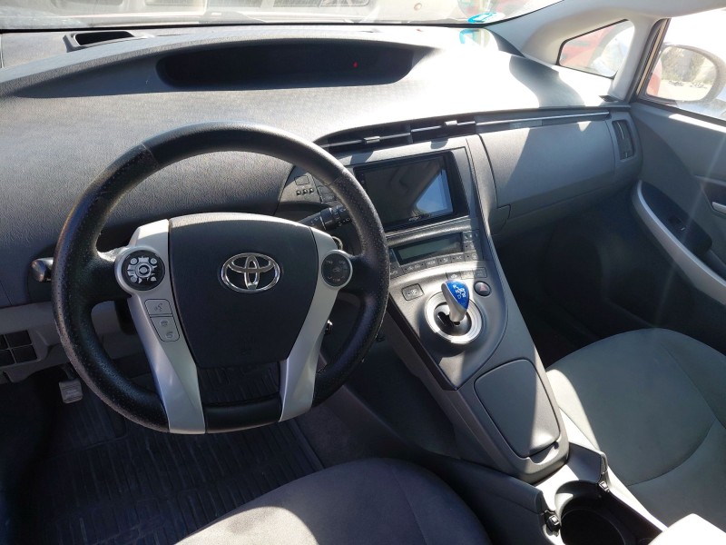 toyota prius (_w3_) del año 2010