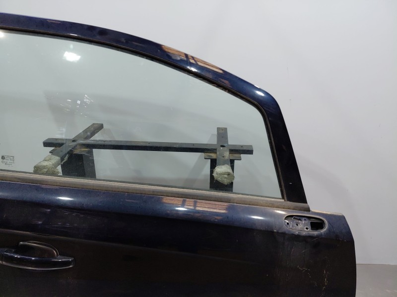 Recambio de puerta delantera derecha para opel corsa e design referencia OEM IAM 39171069  