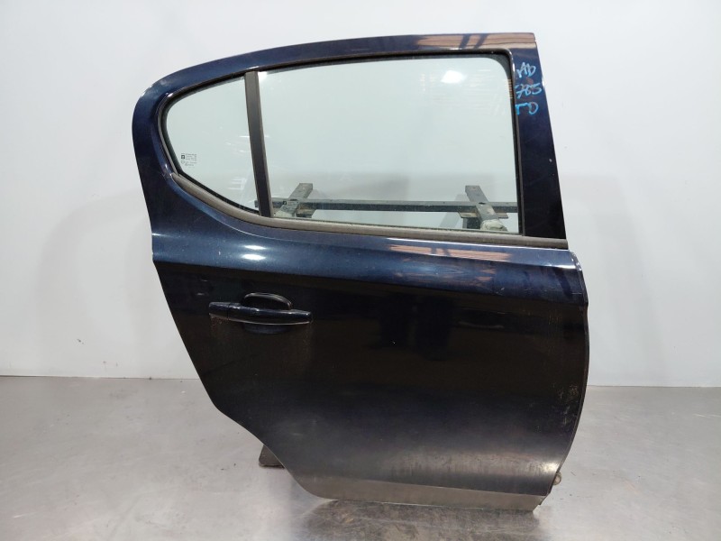 Recambio de puerta trasera derecha para opel corsa e design referencia OEM IAM 39135552  