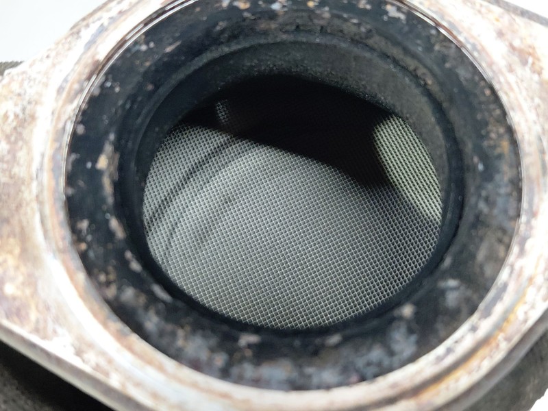 Recambio de catalizador para kia ceed sportswagon hybrid referencia OEM IAM   