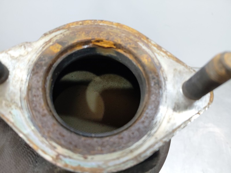 Recambio de catalizador para hyundai tucson tecno sky referencia OEM IAM   