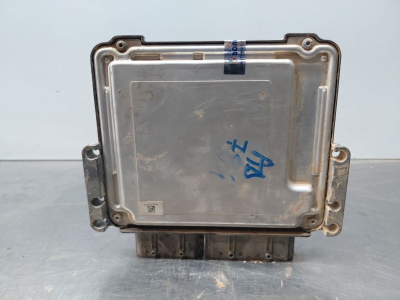 Recambio de centralita motor uce para peugeot 3008 gt line referencia OEM IAM 9830225780  