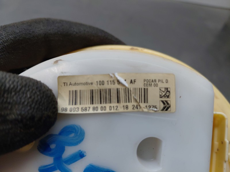 Recambio de aforador para peugeot 3008 gt line referencia OEM IAM 9809358780  