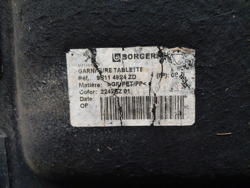 Recambio de bandeja trasera para peugeot 3008 gt line referencia OEM IAM 98114924ZD  