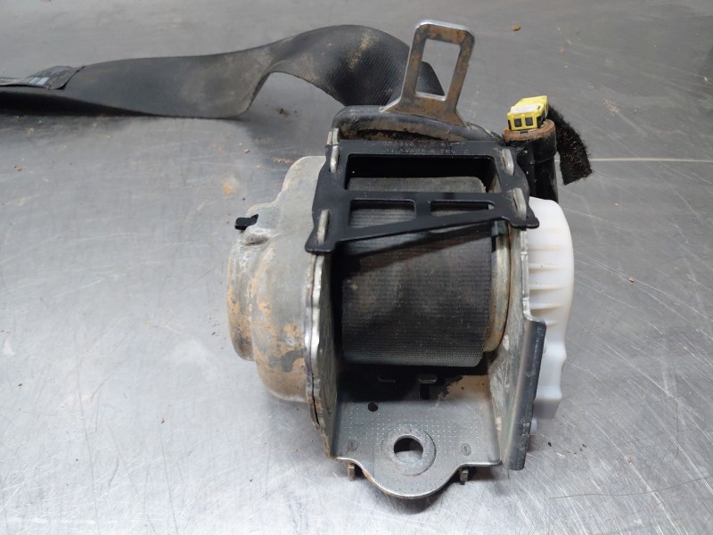 Recambio de cinturon seguridad trasero izquierdo para peugeot 3008 gt line referencia OEM IAM 98094817XX  
