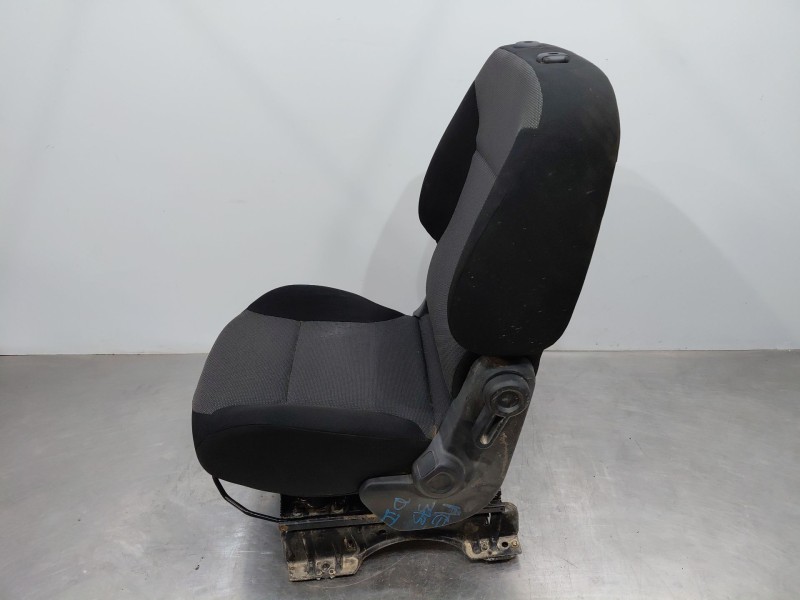 Recambio de asiento delantero izquierdo para peugeot partner kasten active referencia OEM IAM 8846Y5  