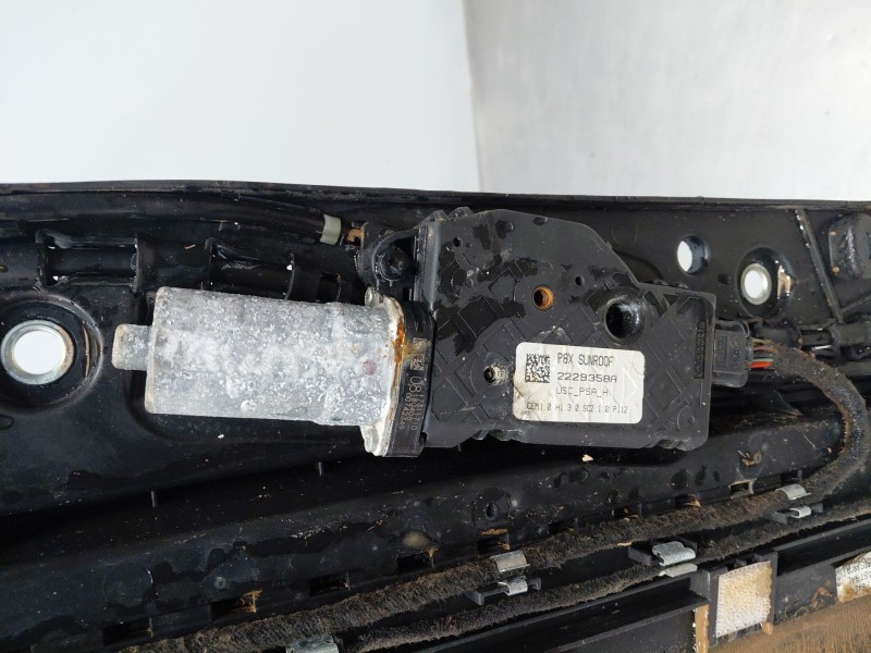 Recambio de techo electrico para peugeot 3008 gt line referencia OEM IAM 1618179380 1618178580 