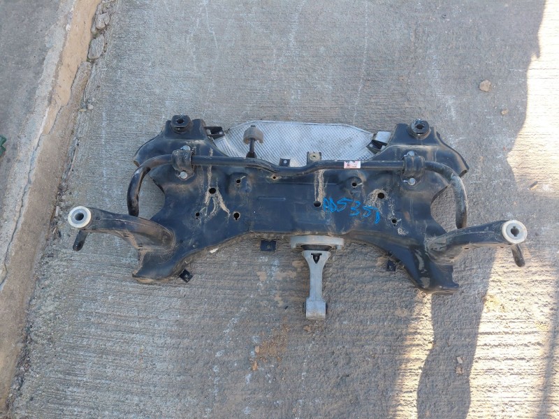 Recambio de puente delantero para kia niro concept referencia OEM IAM   