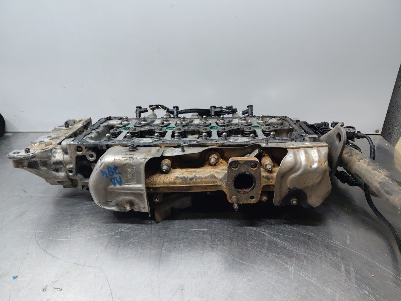 Recambio de culata para peugeot 3008 gt line referencia OEM IAM 1623158880  