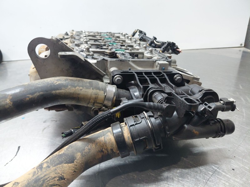 Recambio de culata para peugeot 3008 gt line referencia OEM IAM 1623158880  