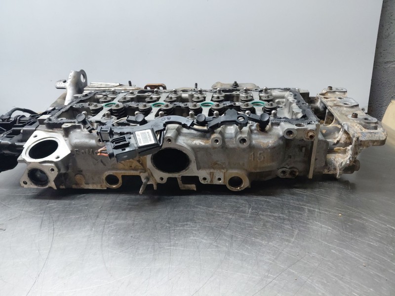 Recambio de culata para peugeot 3008 gt line referencia OEM IAM 1623158880  