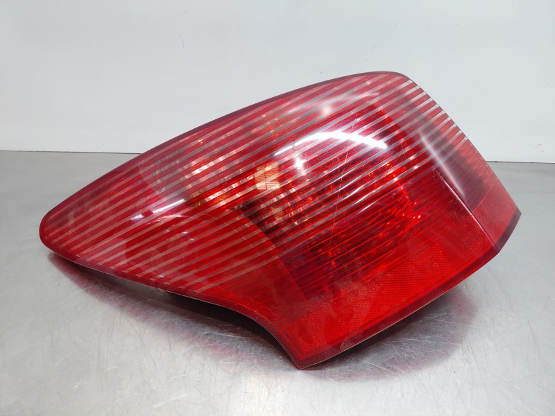 Recambio de piloto trasero izquierdo para peugeot 407 sw (6e_, 6d_) 2.7 hdi referencia OEM IAM 6350T3 9641948780 