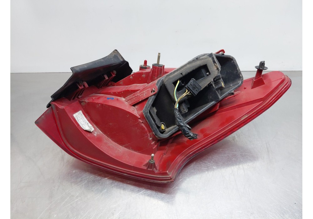 Recambio de piloto trasero izquierdo para peugeot 407 sw (6e_, 6d_) 2.7 hdi referencia OEM IAM 6350T3 9641948780 