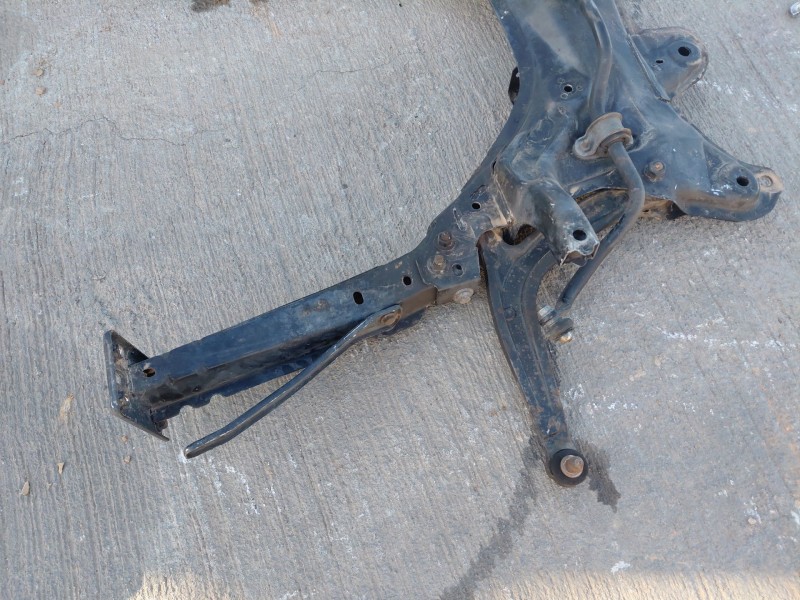 Recambio de puente delantero para fiat 500 sport referencia OEM IAM 52064531  