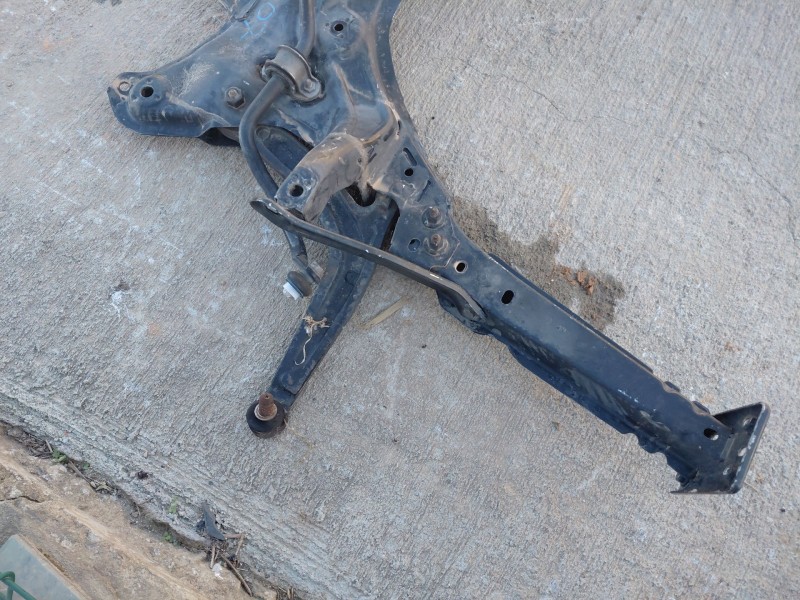 Recambio de puente delantero para fiat 500 sport referencia OEM IAM 52064531  