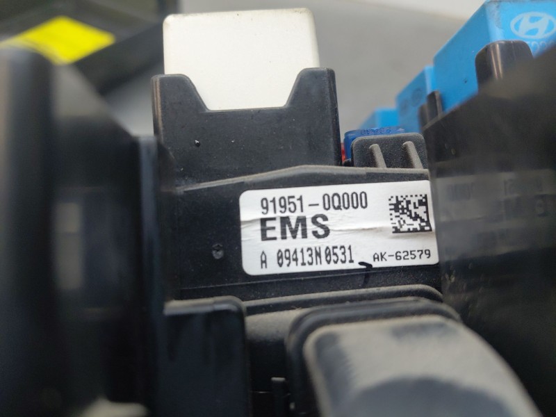 Recambio de caja reles / fusibles para kia cee´d sporty wagon active referencia OEM IAM 919510Q000  