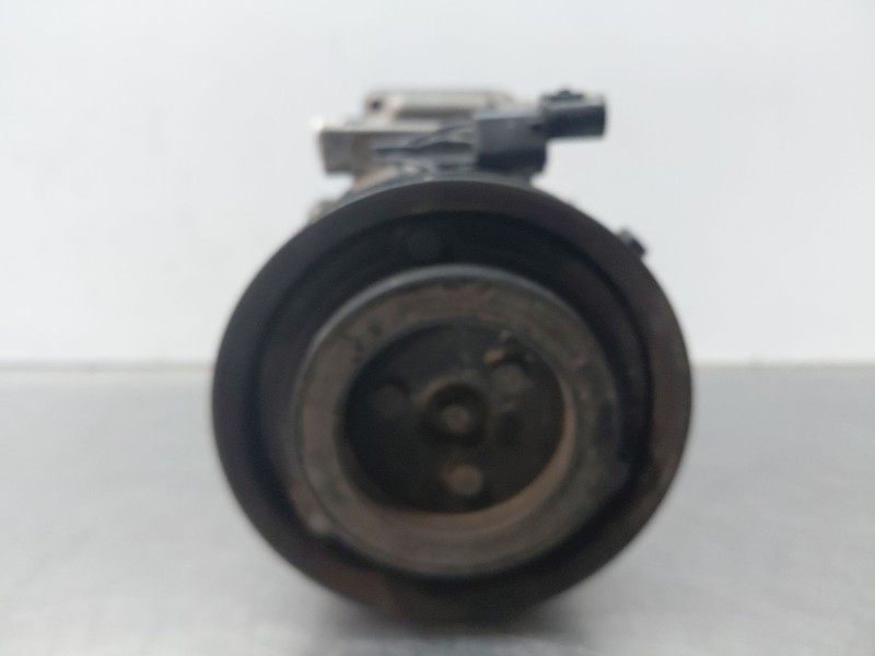 Recambio de compresor aire acondicionado para kia cee´d sporty wagon active referencia OEM IAM 977012H240  
