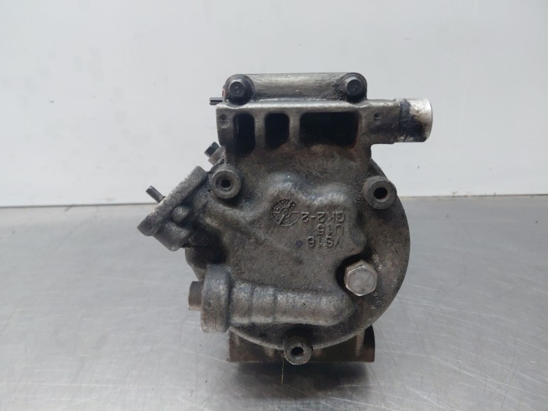 Recambio de compresor aire acondicionado para kia cee´d sporty wagon active referencia OEM IAM 977012H240  