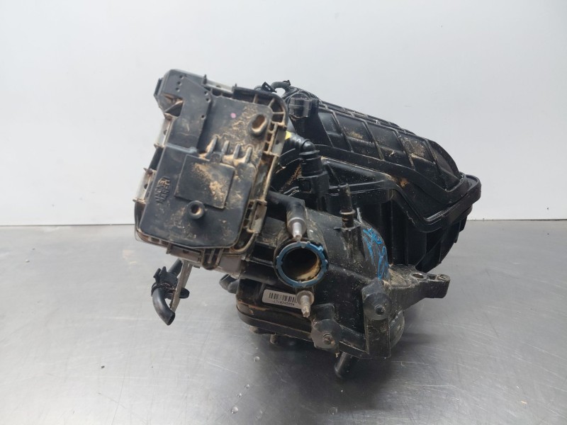 Recambio de colector admision para fiat 500 dolcevita referencia OEM IAM 77368799  
