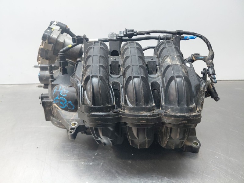 Recambio de colector admision para fiat 500 dolcevita referencia OEM IAM 77368799  