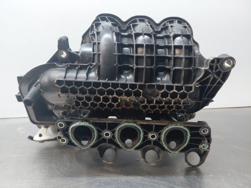 Recambio de colector admision para fiat 500 dolcevita referencia OEM IAM 77368799  