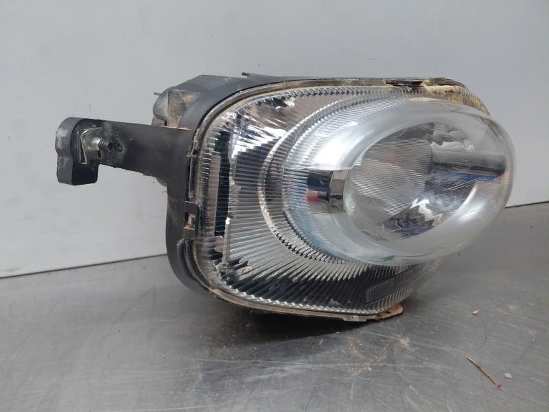 Recambio de faro antiniebla derecho para fiat 500 dolcevita referencia OEM IAM 52007766  