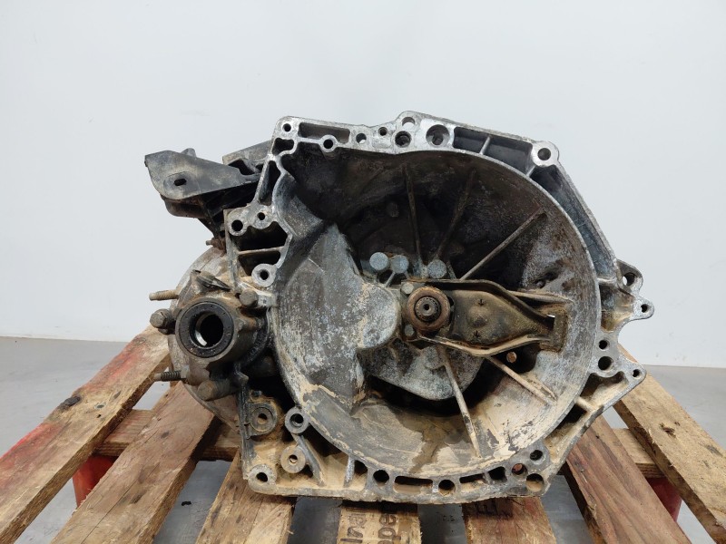 Recambio de caja cambios para peugeot partner kasten active referencia OEM IAM   