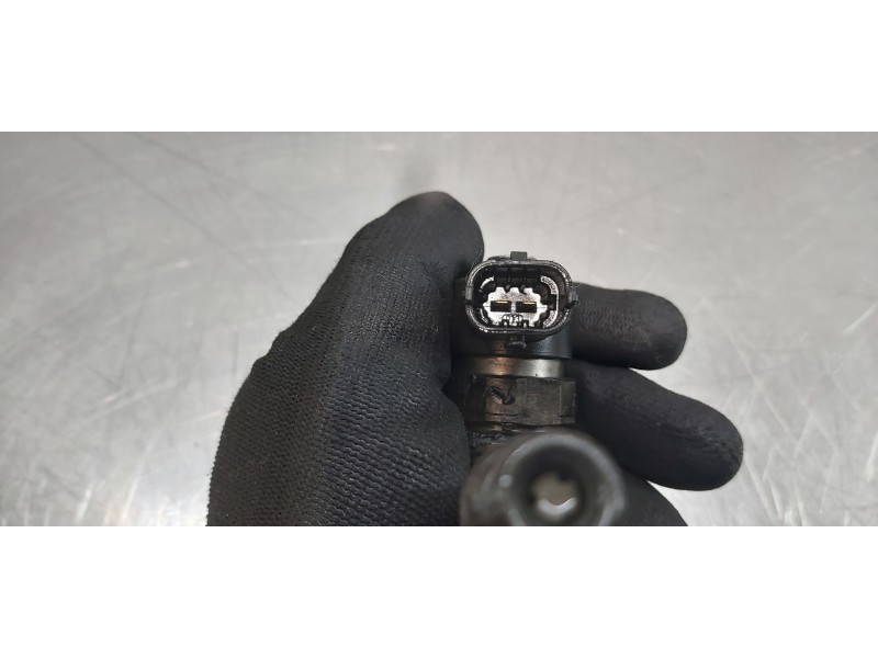 Recambio de inyector para opel astra h ber. energy referencia OEM IAM 0445110175  