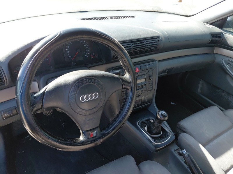 audi a4 b5 avant (8d5) del año 2001