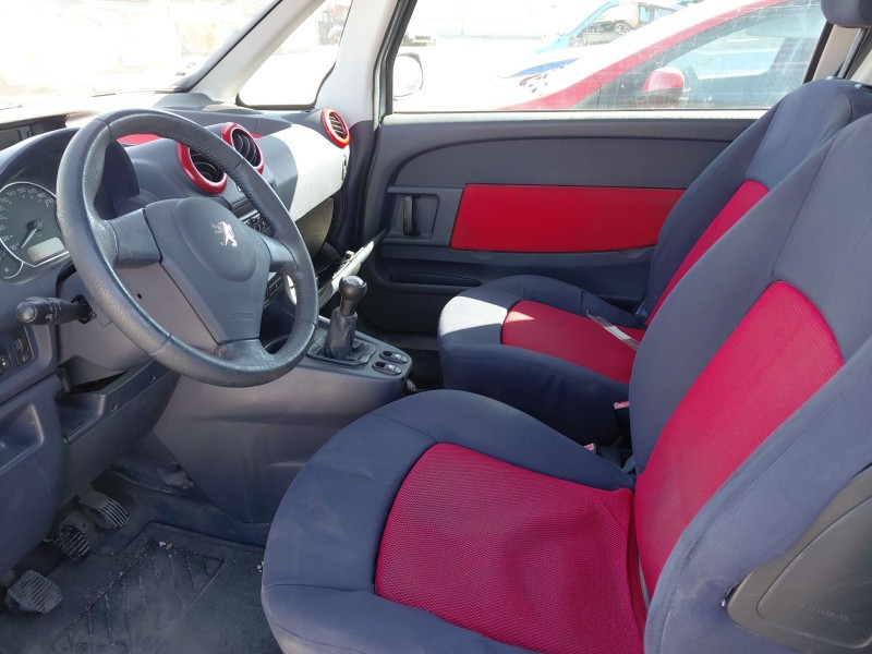 peugeot 1007 (km_) del año 2006