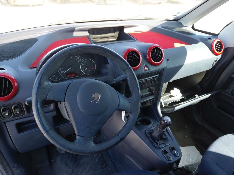 peugeot 1007 (km_) del año 2006