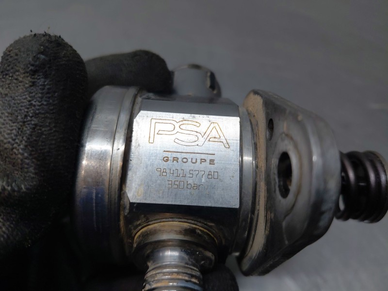 Recambio de bomba inyeccion para opel mokka edition referencia OEM IAM 9841157780  