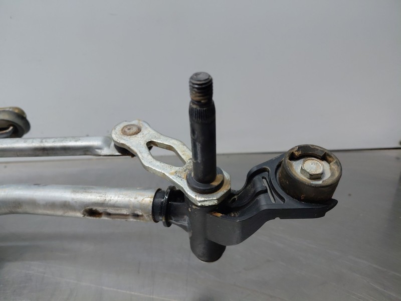 Recambio de motor limpia delantero para opel mokka edition referencia OEM IAM 9824784980  