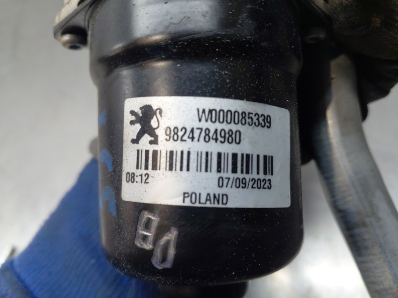 Recambio de motor limpia delantero para opel mokka edition referencia OEM IAM 9824784980  
