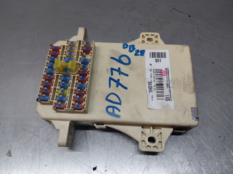 Recambio de caja reles / fusibles para kia cee´d sporty wagon active referencia OEM IAM   