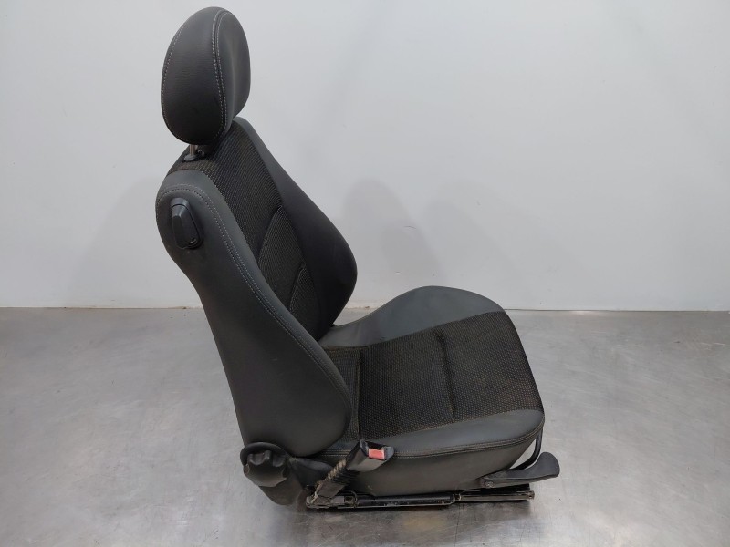 Recambio de asiento delantero izquierdo para opel tigra twin top cosmo referencia OEM IAM 9115322  
