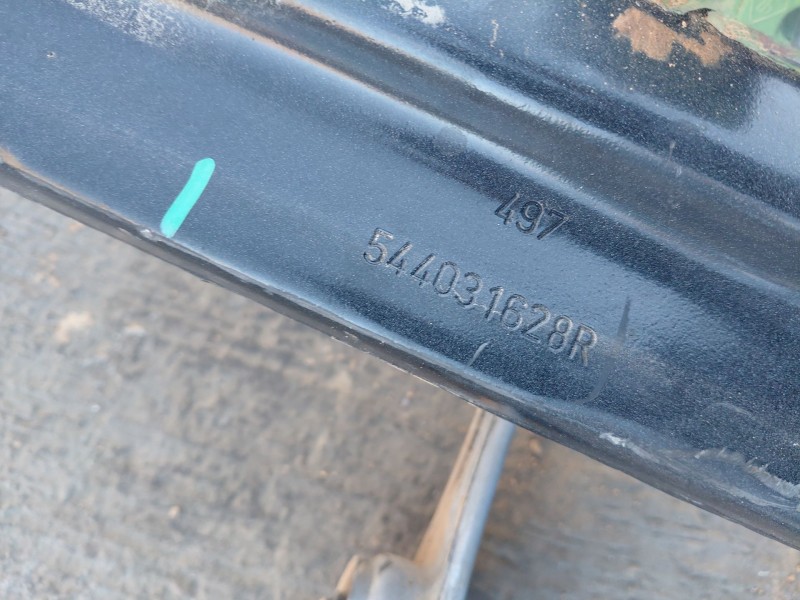 Recambio de puente delantero para dacia sandero essence referencia OEM IAM 544010031R 544031628R 