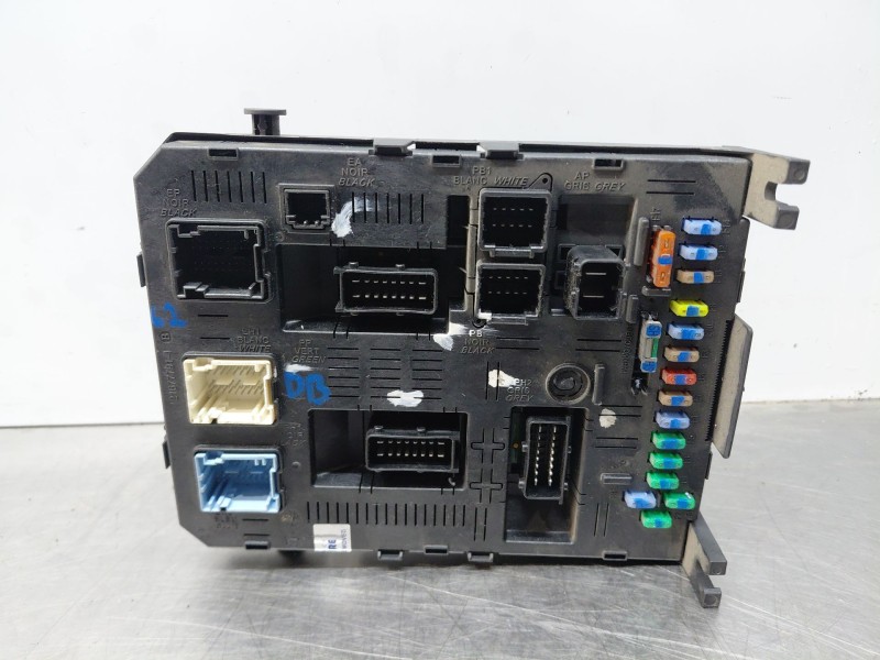 Recambio de caja reles / fusibles para peugeot 407 coupé (6c_) 2.7 hdi referencia OEM IAM 9661940180  
